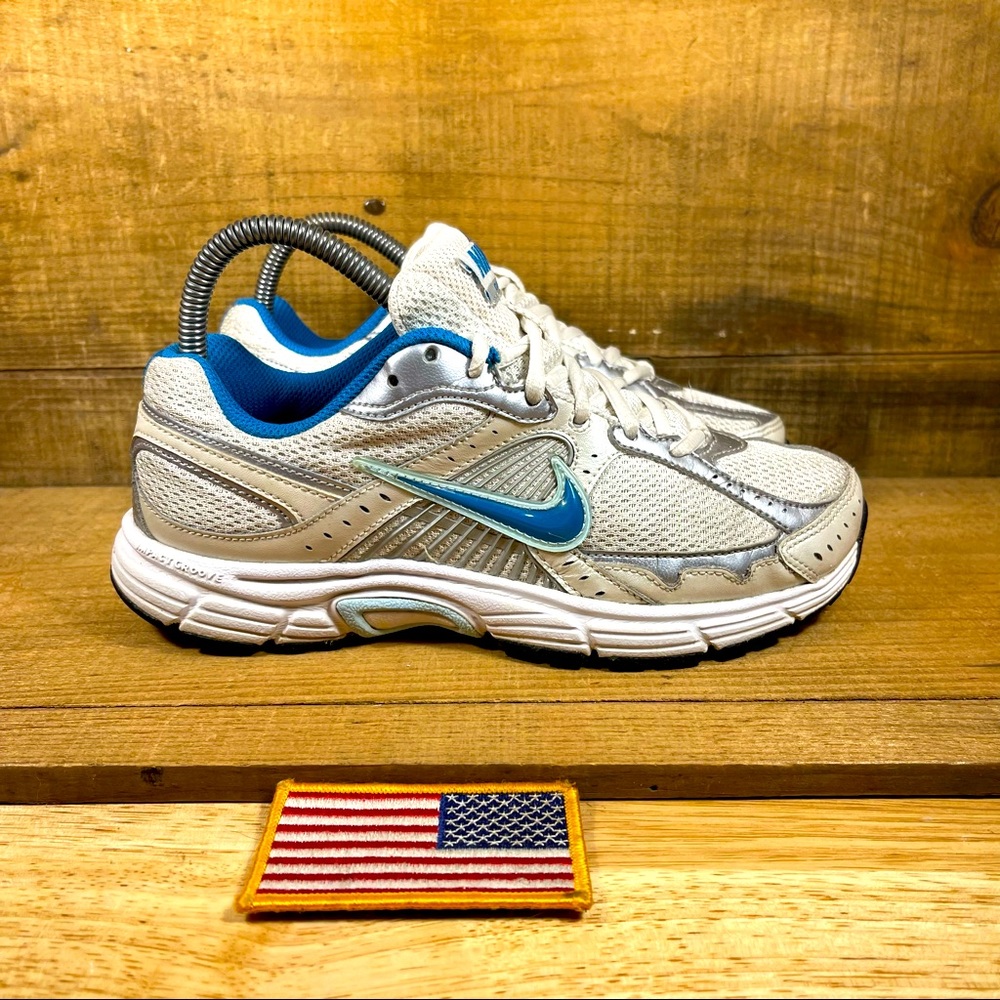 Nike Dart 7 | Women’s | Blue White